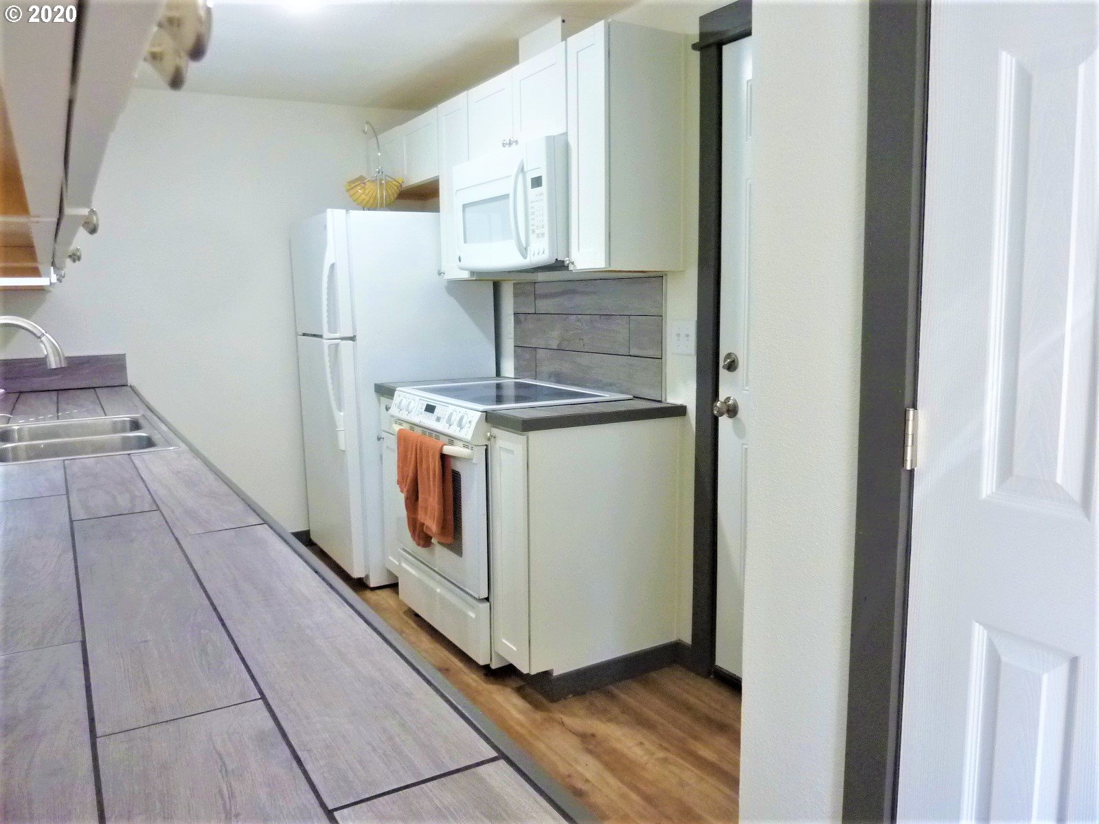 161 U Street Springfield, OR 97477 - Photo 14 of 28