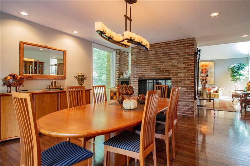 117 Riding Trail Lane Pittsburgh, PA 15215 - Photo 6 of 22 Gallery Image 6