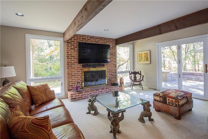 117 Riding Trail Lane Pittsburgh, PA 15215 - Photo 10 of 22 Gallery Image 10