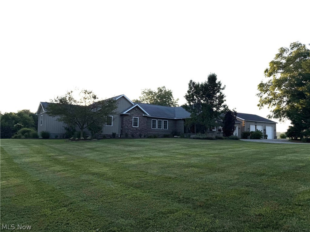 8533 South Girdle Road Middlefield, OH 44062 - Photo 1 of 41