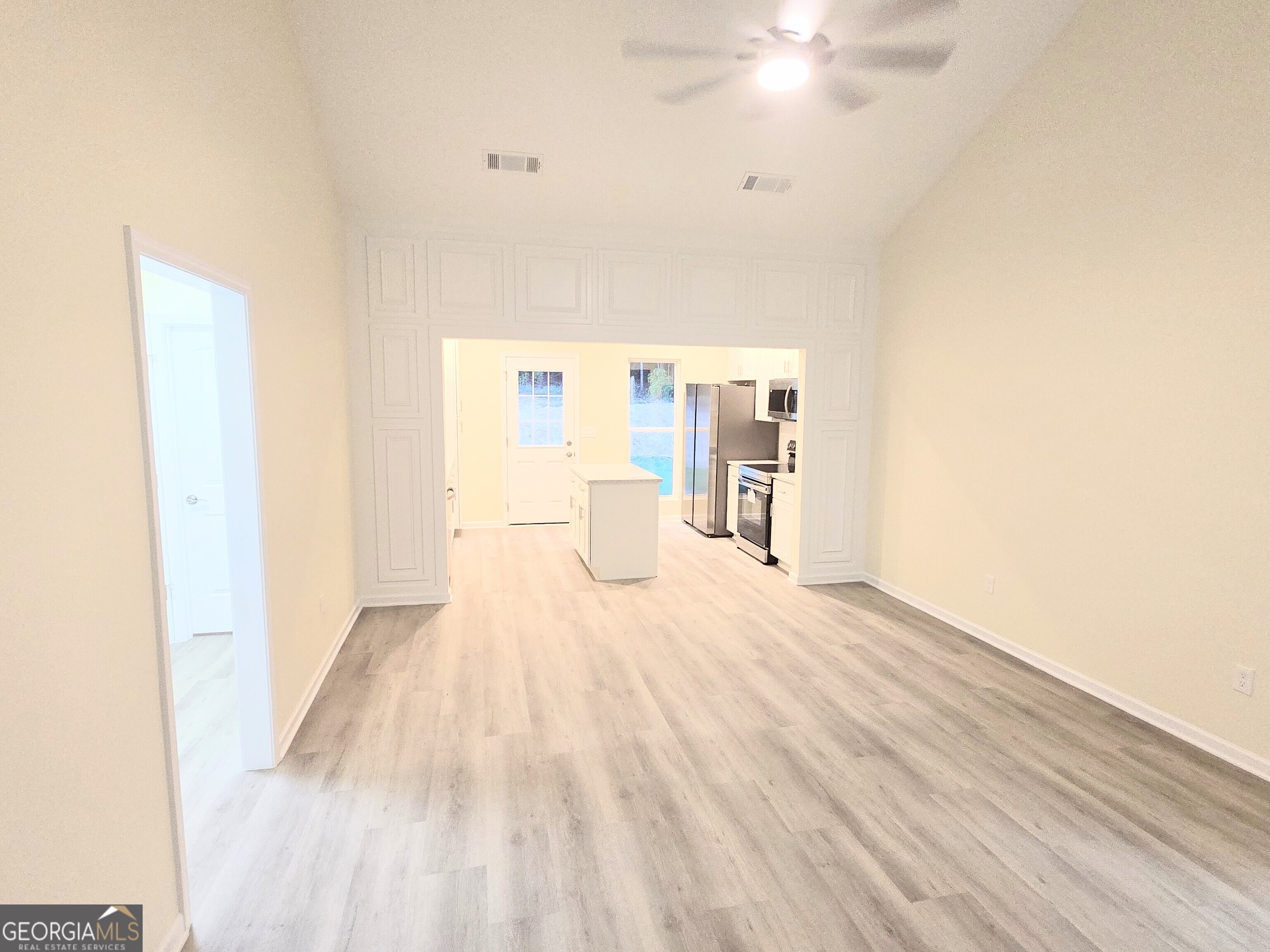73 R C Allen Drive Columbus, GA 31907 - Photo 5 of 20 Family Room