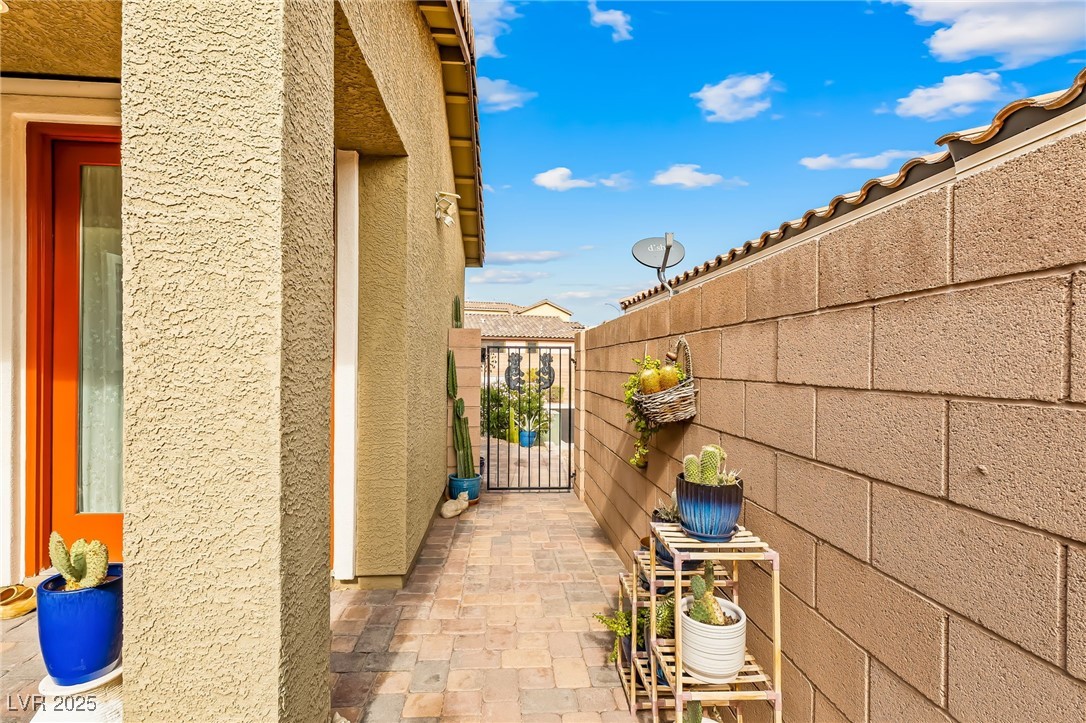 2061 Alki Beach Avenue Laughlin, NV 89029 - Photo 5 of 62