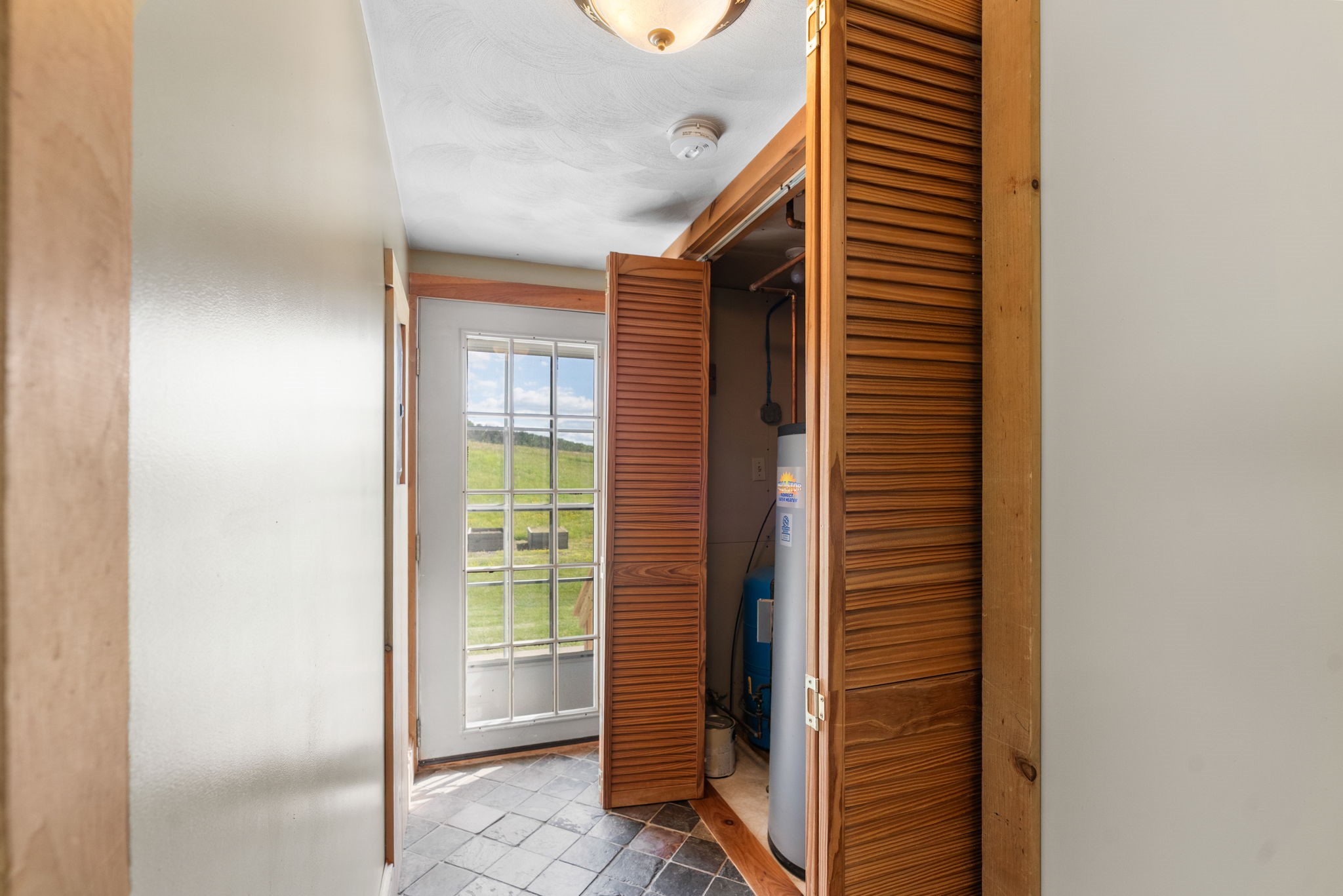 395 Hardy Road Johnson City, NY 13790 - Photo 23 of 41