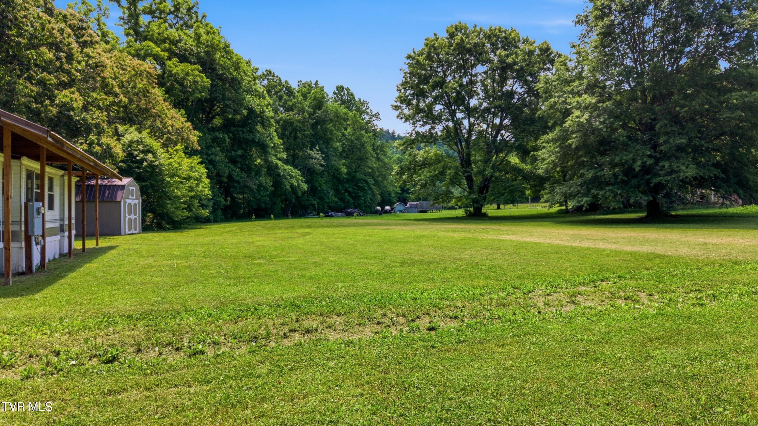 4124 Big Creek Road Hartford, TN 37753 - Photo 43 of 56 043-4124BigCreekRoad-Hartford-TN-37753-S