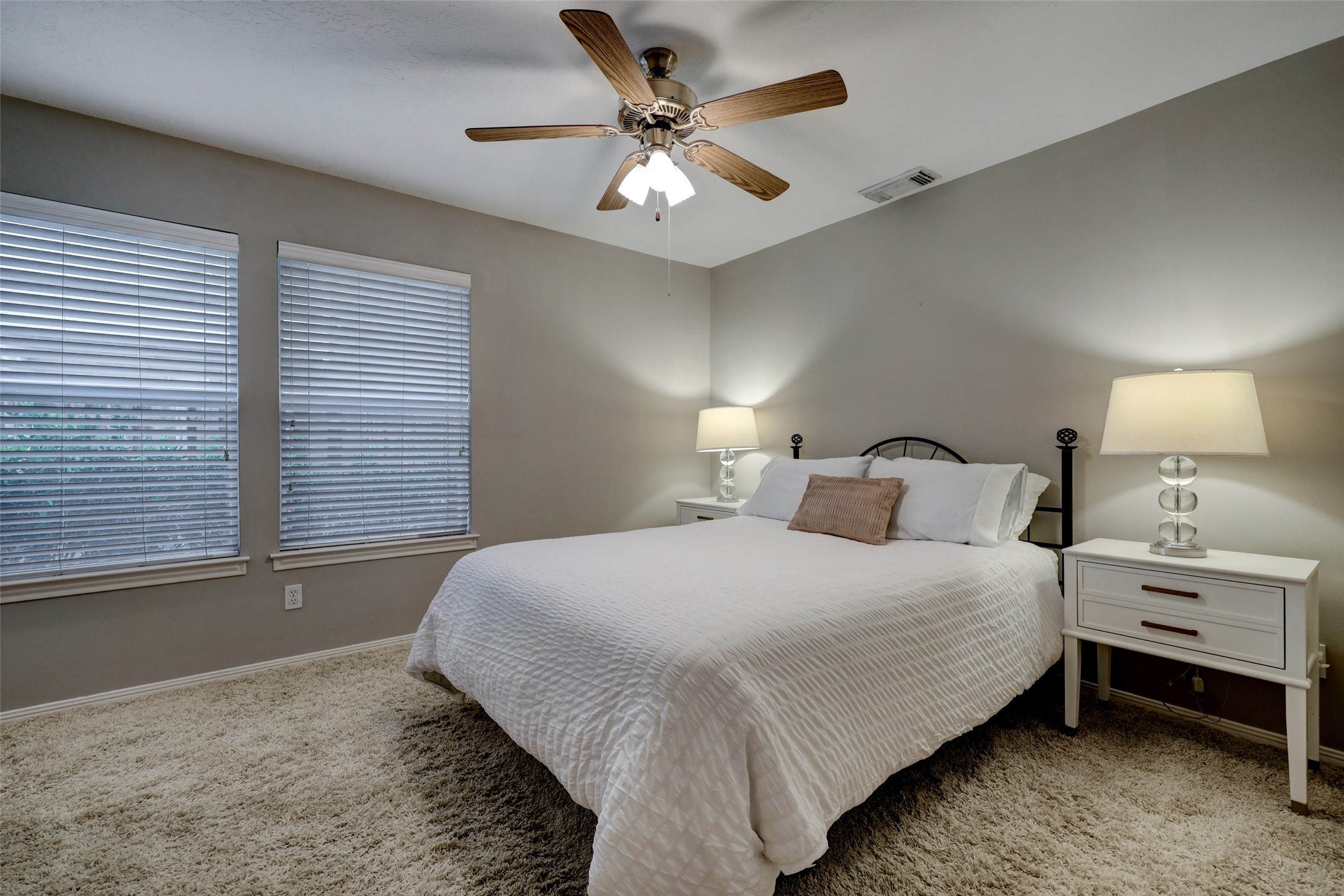 5809 Feagan Street Houston, TX 77007 - Photo 17 of 23