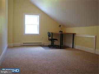 308 Oak Road Glenside, PA 19038 - Photo 9 of 12 Gallery Image 9