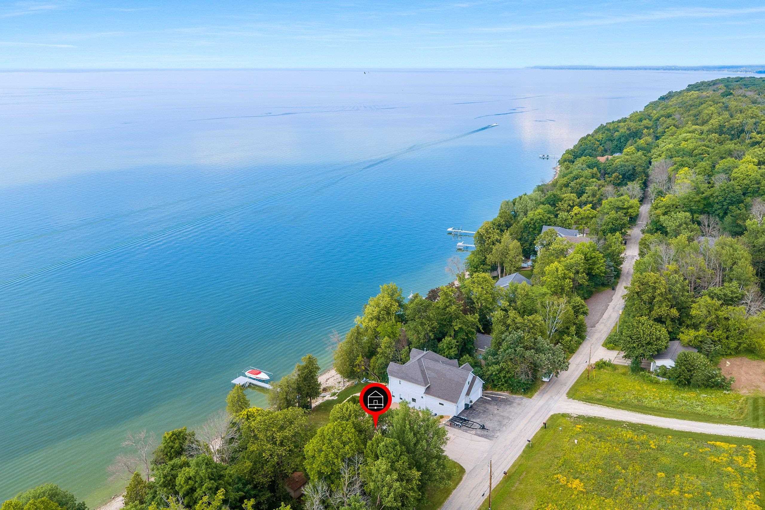 5153 Edgewater Beach Road Green Bay, WI 54311 - Photo 46 of 48