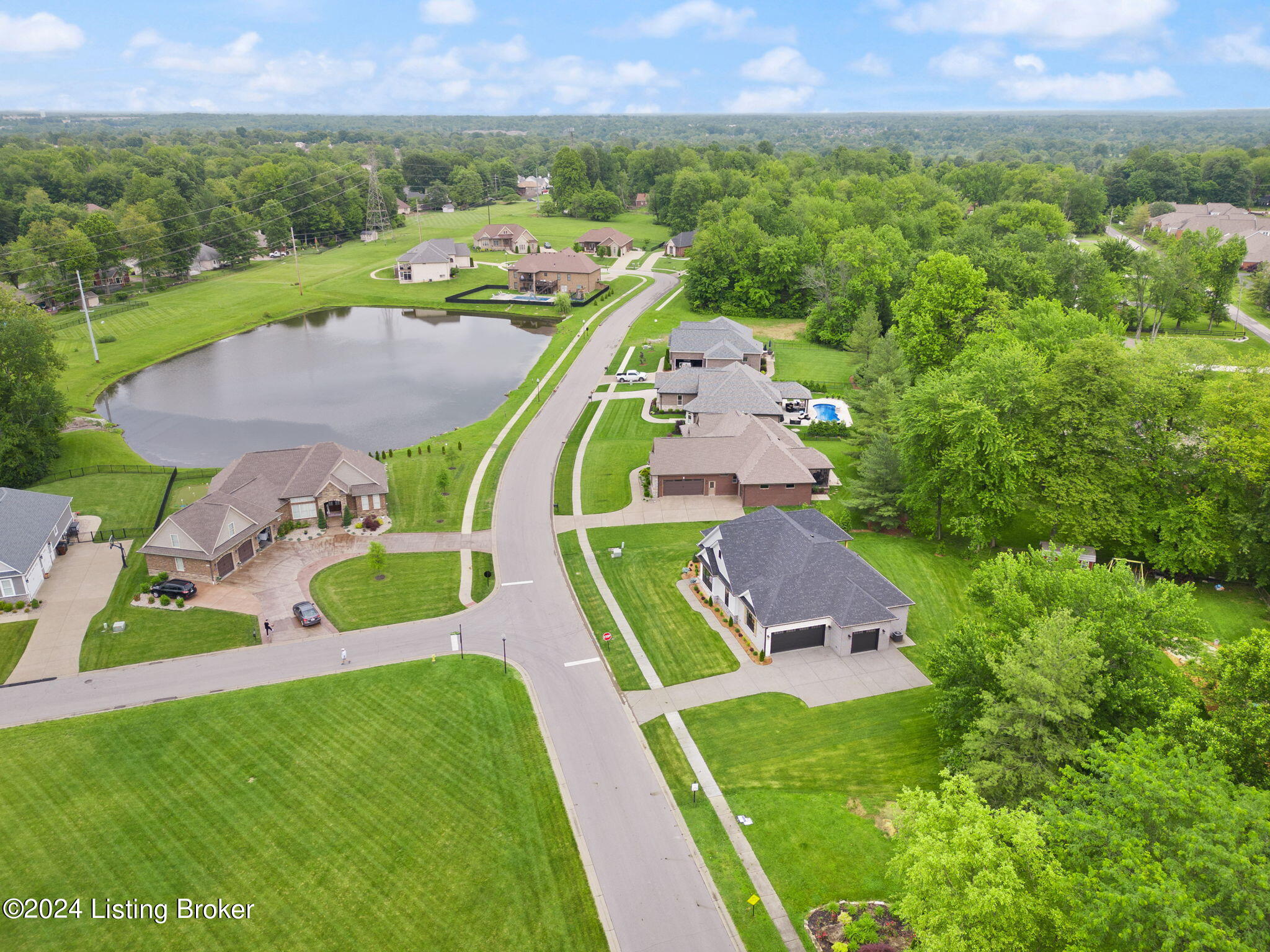 9610 Gutenberg Road Jeffersontown, KY 40299 - Photo 12 of 56 5-Gutenberg (3)