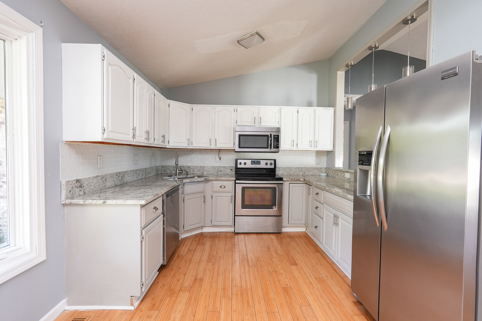 447 Water Tower Road South Manteno, IL 60950 - Photo 3 of 29 Gallery Image 3