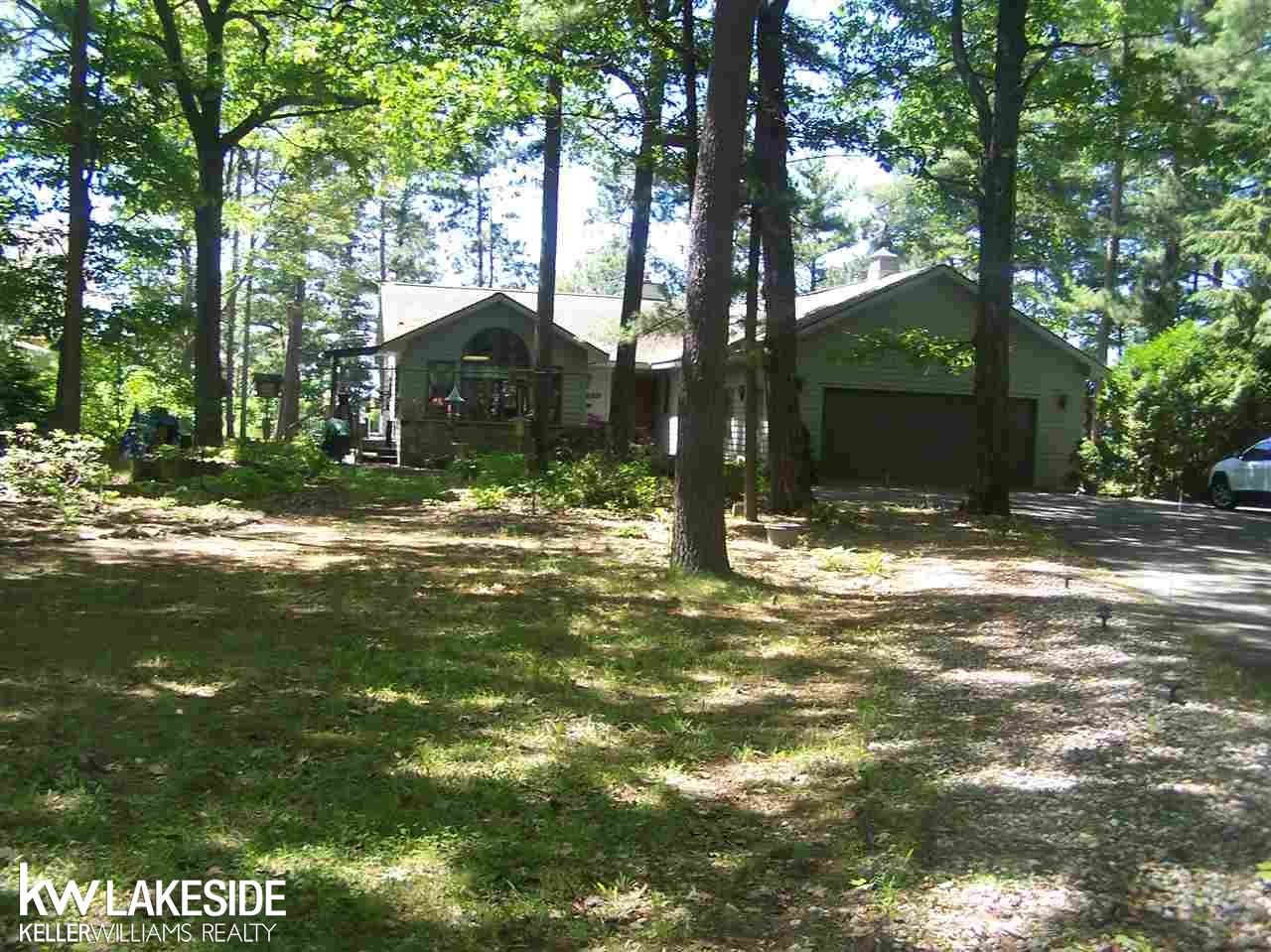 10333 Kay Ray Road Williamsburg, MI 49690 - Photo 8 of 69