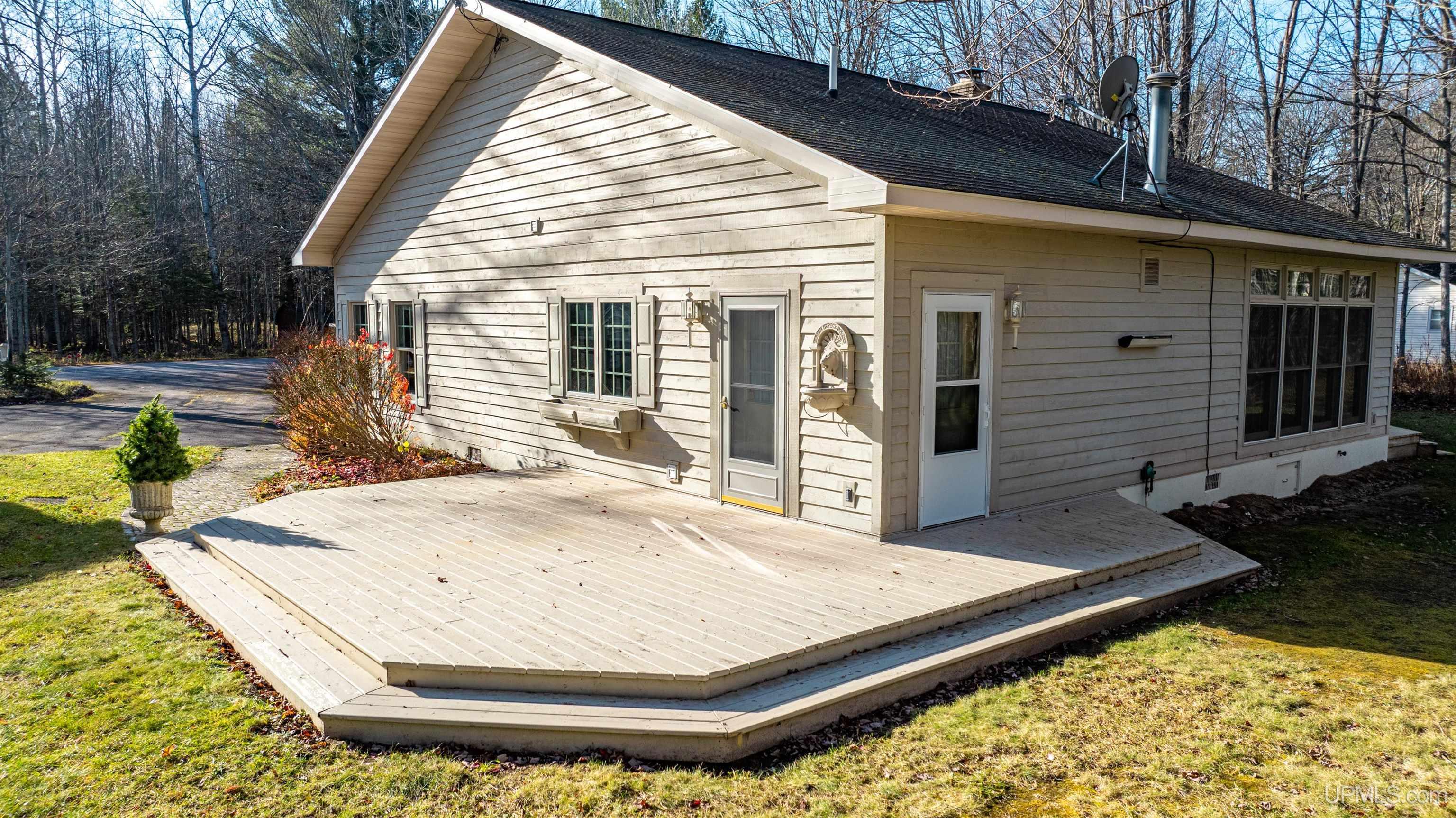 29876 Rabbit Bay Road Lake Linden, MI 49945 - Photo 7 of 84