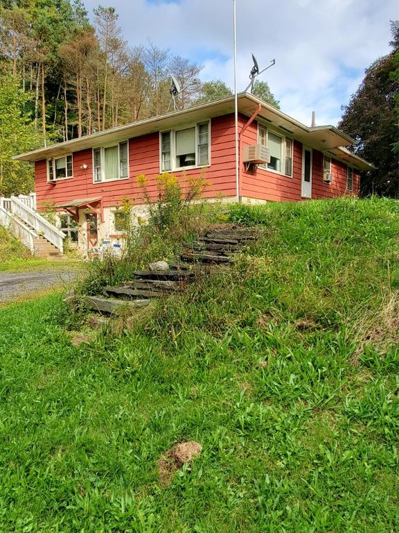 550 Johnson Hollow Road Catlin, NY 14812 - Photo 1 of 1 Gallery Image 1