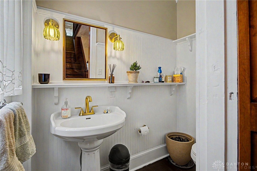 720 Main Street Hamilton, OH 45013 - Photo 15 of 44