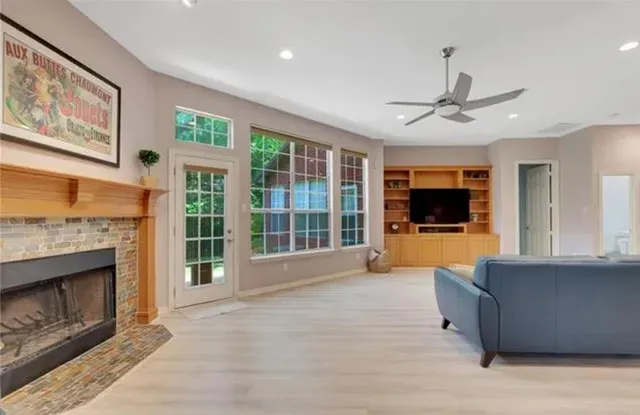 $455,000 | 1501 Wyndmere Drive, DeSoto, TX 75115