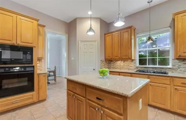 $455,000 | 1501 Wyndmere Drive, DeSoto, TX 75115