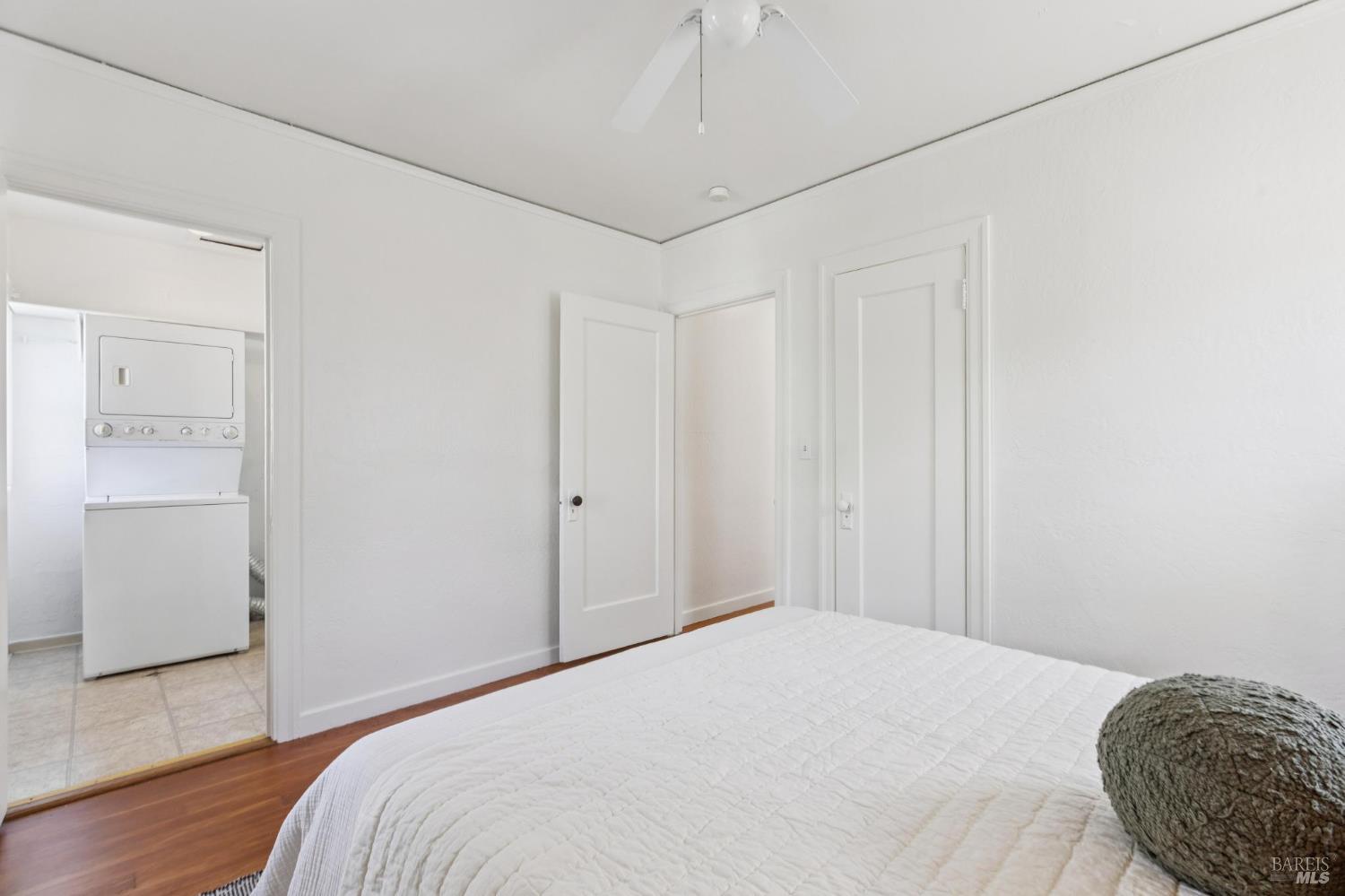 539 Randolph Street Napa, CA 94559 - Photo 29 of 35 a bedroom with a bed and a window