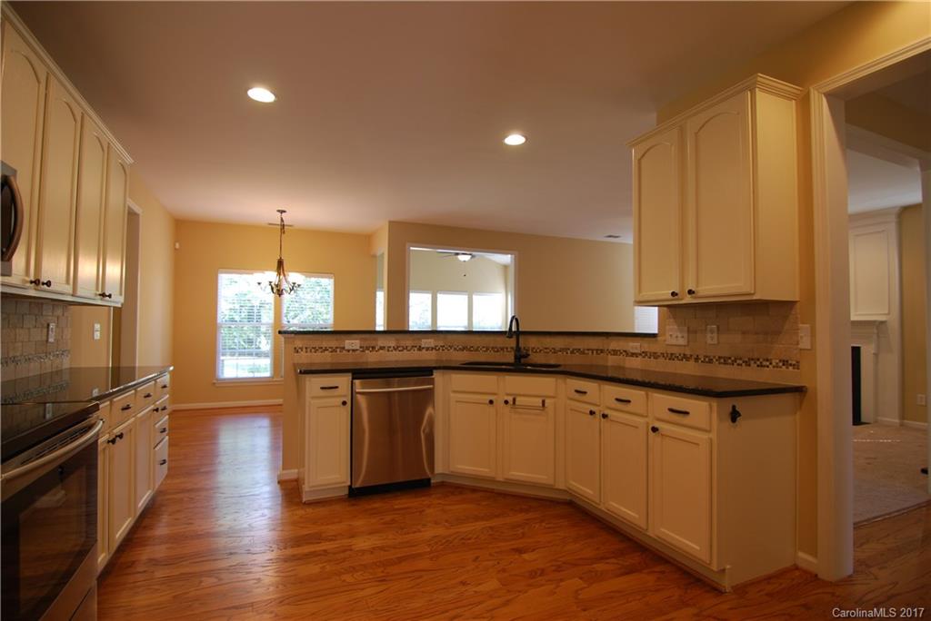 2374 Smith Cove Road, Unit 132 Denver, NC 28037 - Photo 5 of 21 Gallery Image 5
