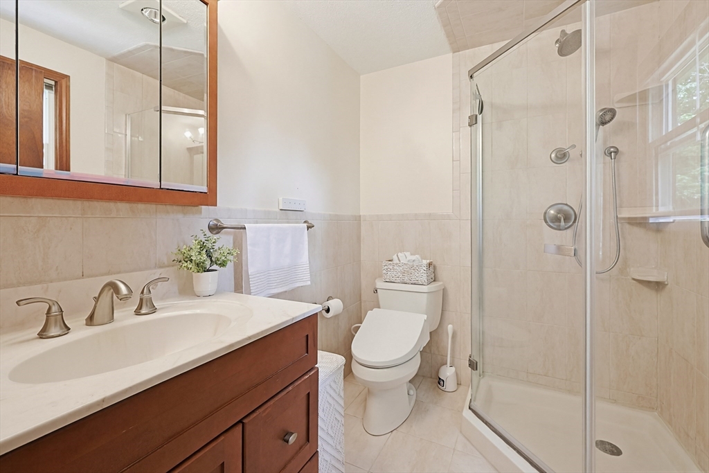 218 Hampton Road Sharon, MA 02067 - Photo 21 of 34