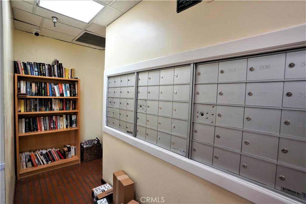 8828 Pershing Drive, Unit 203 Playa del Rey, CA 90293 - Photo 32 of 34