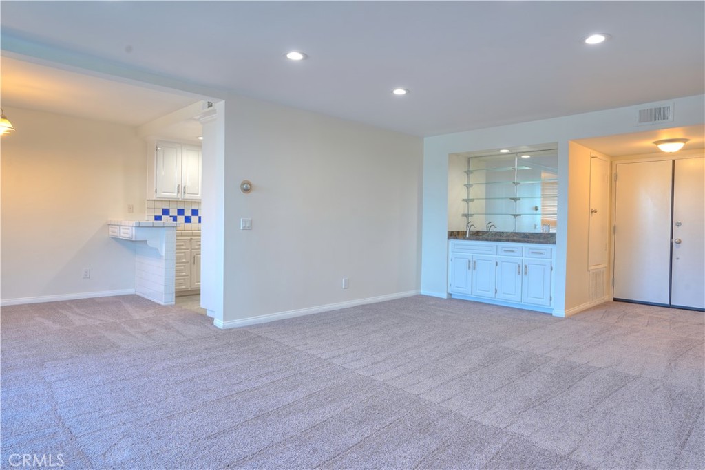 8828 Pershing Drive, Unit 203 Playa del Rey, CA 90293 - Photo 5 of 34