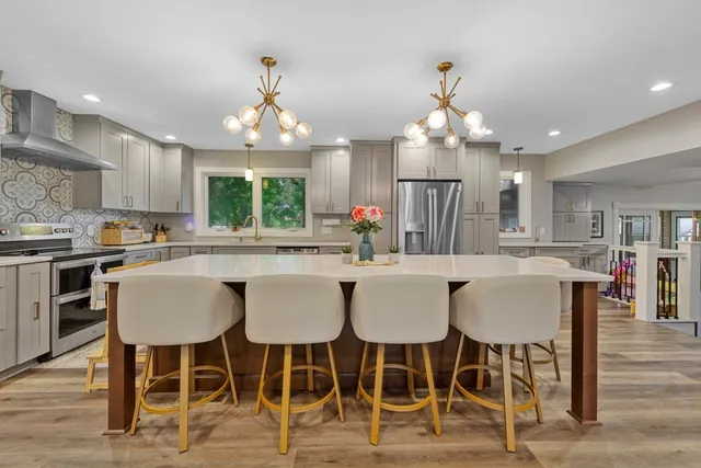 $369,000 | 255 West 7th Street, Gibbon, MN 55335