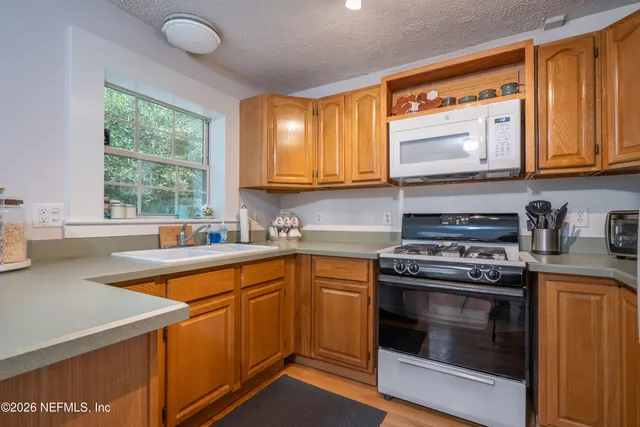 $395,000 | 807 Stanley Drive, Fernandina Beach, FL 32034