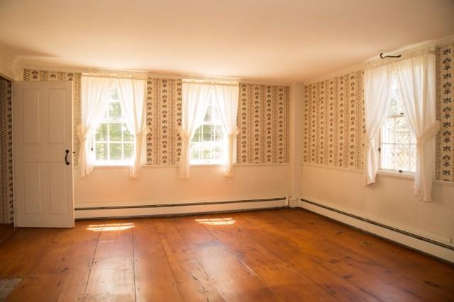 45 Corporation Road Dennis, MA 02638 - Photo 5 of 29 Living Room