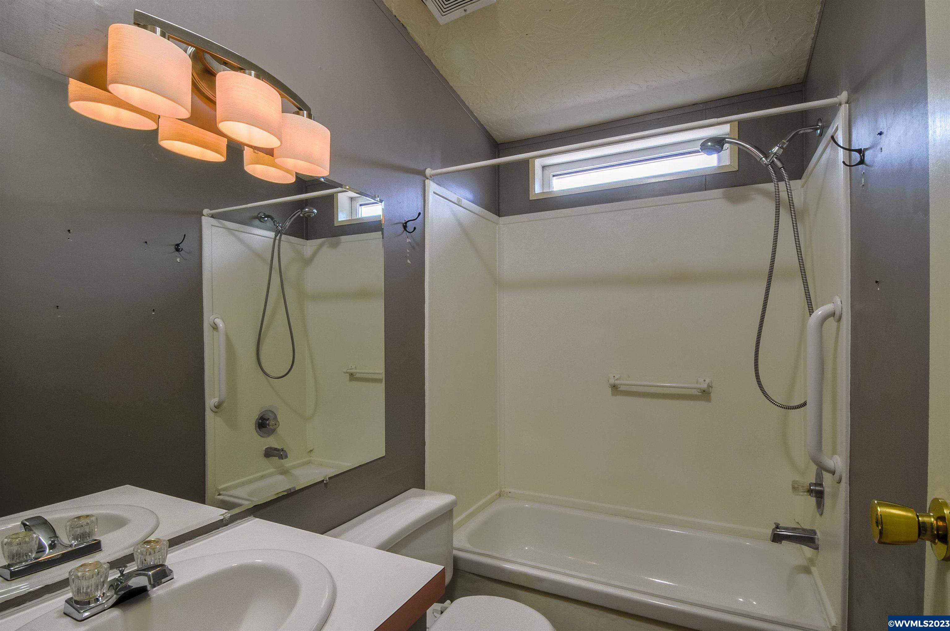 9874 Golf Club Road Southeast, Unit 22 Stayton, OR 97383 - Photo 10 of 11 Gallery Image 10