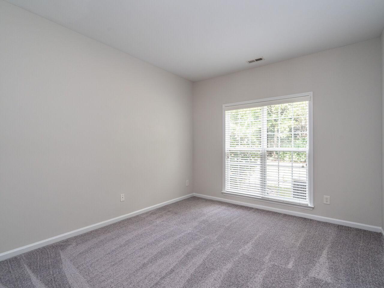 5404 Glorietta Circle Raleigh, NC 27613 - Photo 19 of 39 Photo #17