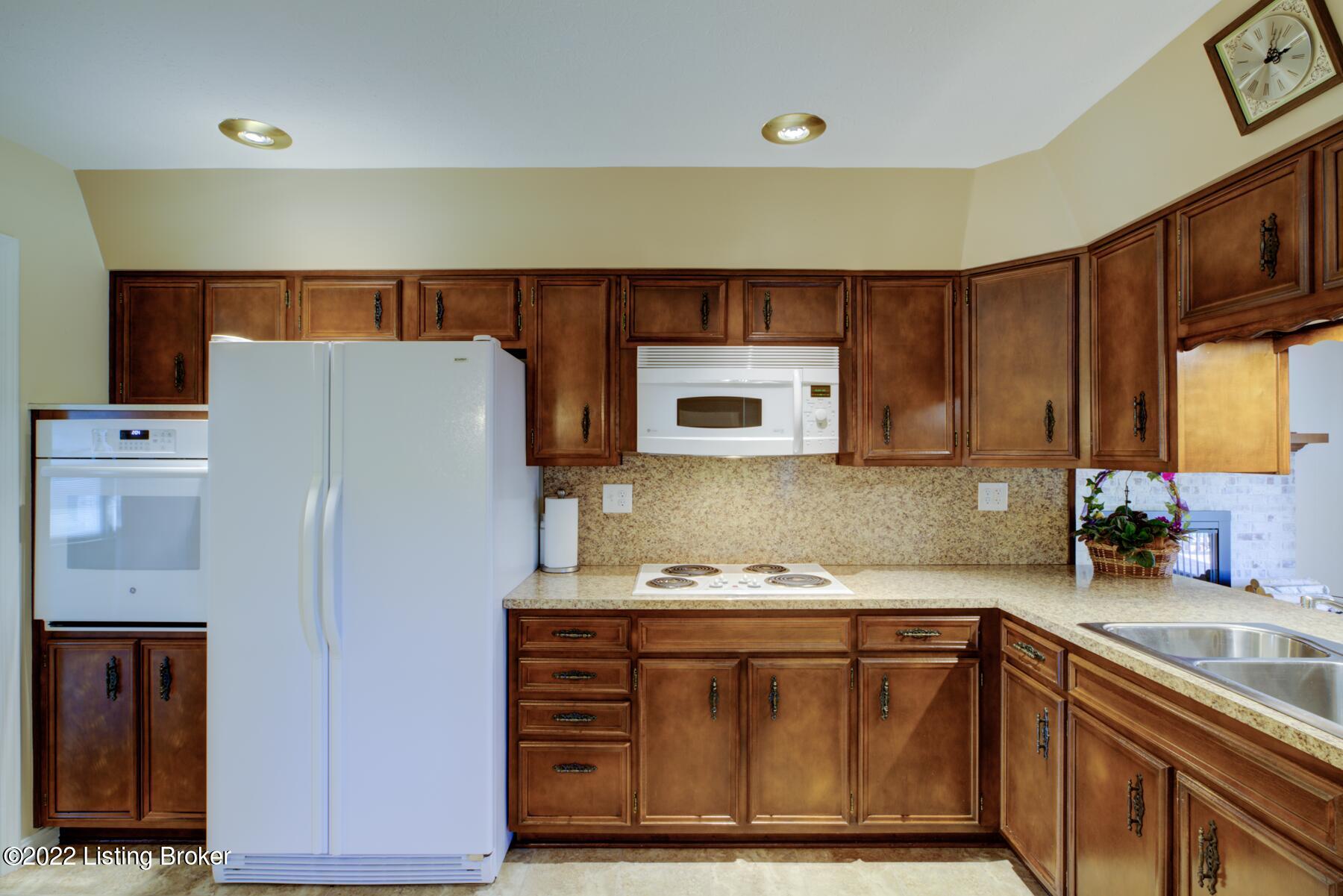 2913 Lexham Road Louisville, KY 40220 - Photo 7 of 49 GSP-2913_Lexham_Rd-7