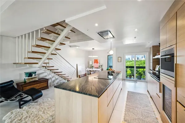 $600,000 | 587 Virginia Avenue Northeast, Unit 1009, Atlanta, GA 30306