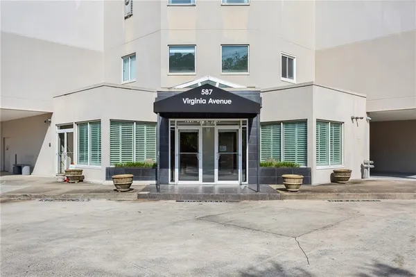 $600,000 | 587 Virginia Avenue Northeast, Unit 1009, Atlanta, GA 30306