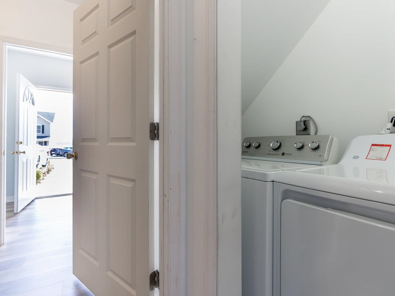 3192 Hebron Court Harrisonburg, VA 22801 - Photo 22 of 75 a utility room with dryer and washer