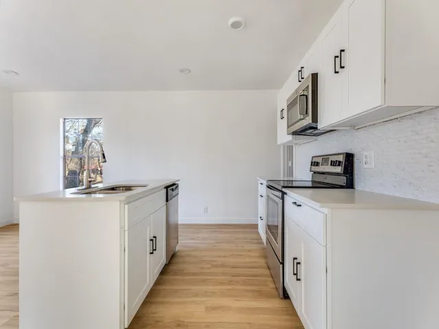 $214,900 | 1328 Pelican Circle, Pelican Bay, TX 76020