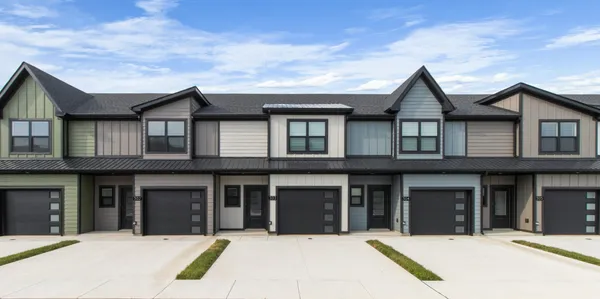 $1,595 | 303 Jonathan Wade Circle, Clarksville, TN 37043