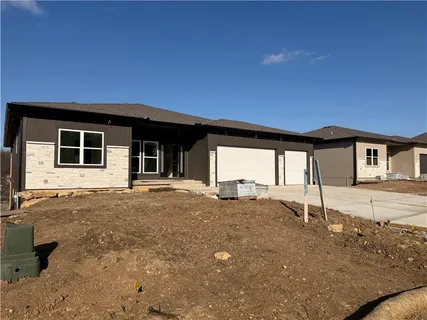 $795,000 | 1412 Northeast Ernest Way, Lee's Summit, MO 64086