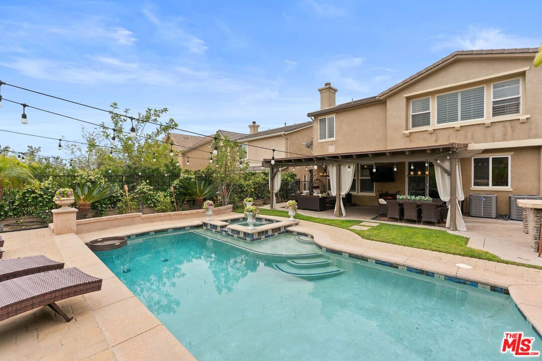 11564 Apulia Court Porter Ranch, CA 91326 - Photo 43 of 52