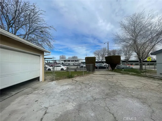 $429,900 | 1560 West Ave H10, Lancaster, CA 93534