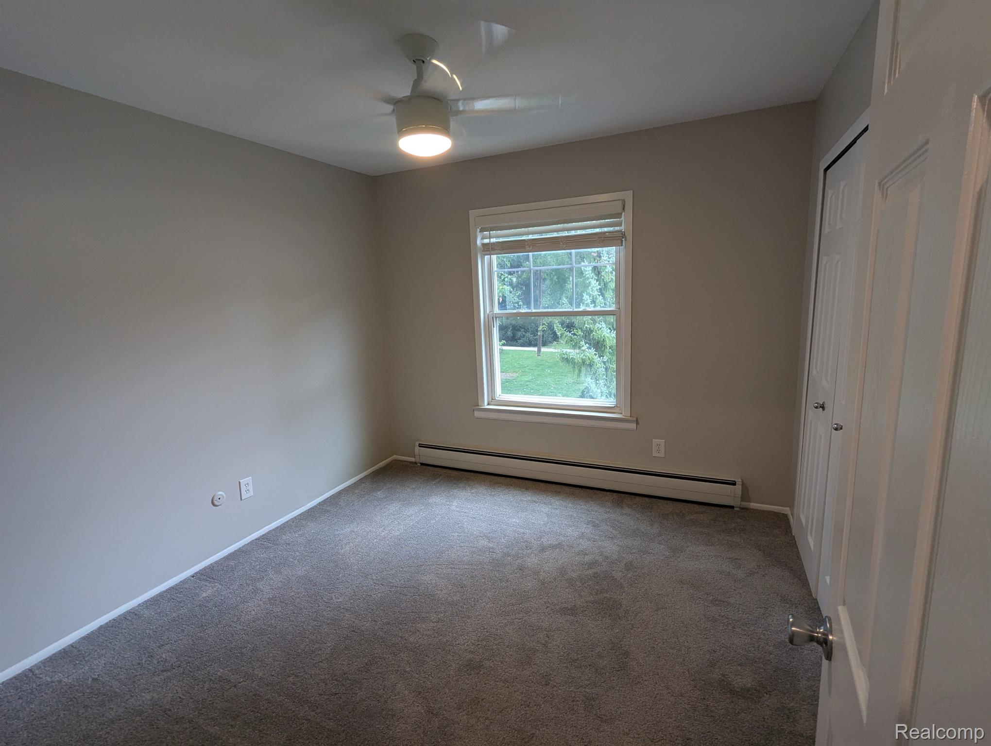 719 West Maple Road, Unit 719 Clawson, MI 48017 - Photo 12 of 18 Bedroom2