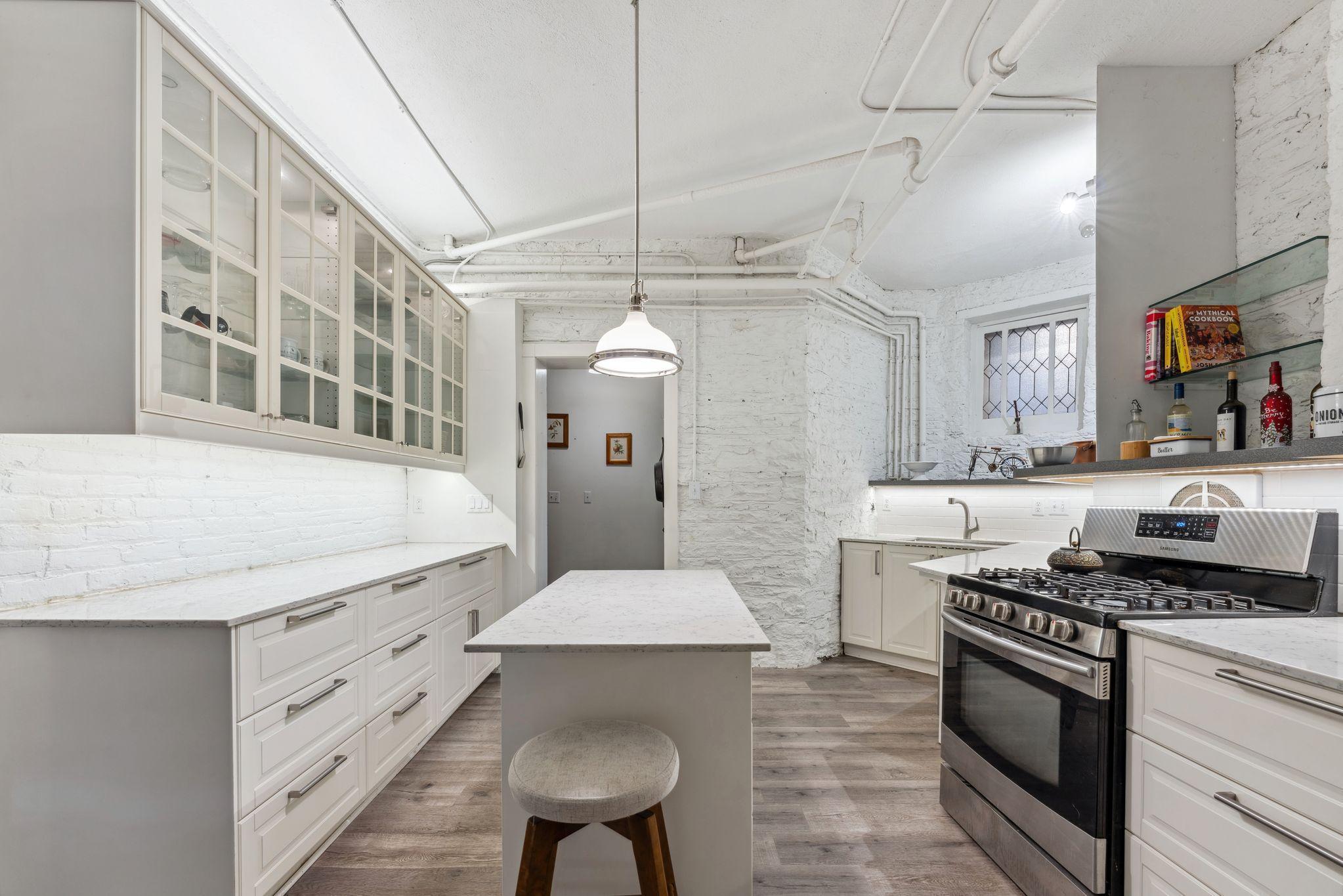 710 Summit Avenue, Unit 4 St. Paul, MN 55105 - Photo 31 of 51