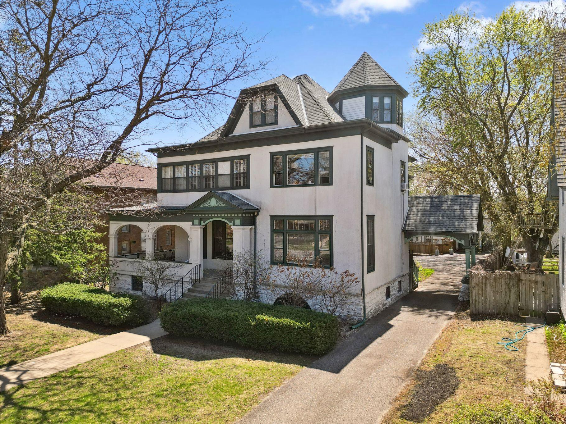 710 Summit Avenue, Unit 4 St. Paul, MN 55105 - Photo 4 of 51