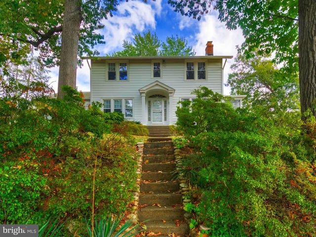 $1,275,000 | 2911 Holly Street, Alexandria, VA 22305