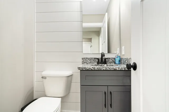 $514,900 | 233 Markus Glen Drive, Plainwell, MI 49080