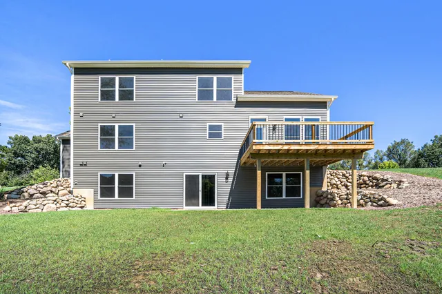 $514,900 | 233 Markus Glen Drive, Plainwell, MI 49080