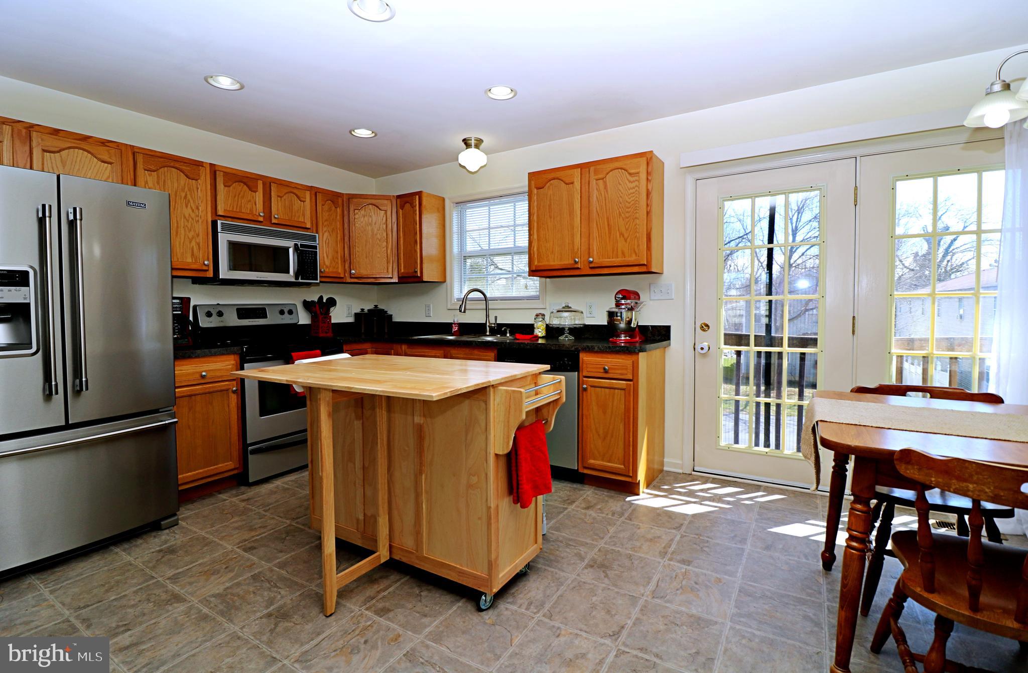 308 East 5th Avenue Ranson, WV 25438 - Photo 5 of 19 Kitchen