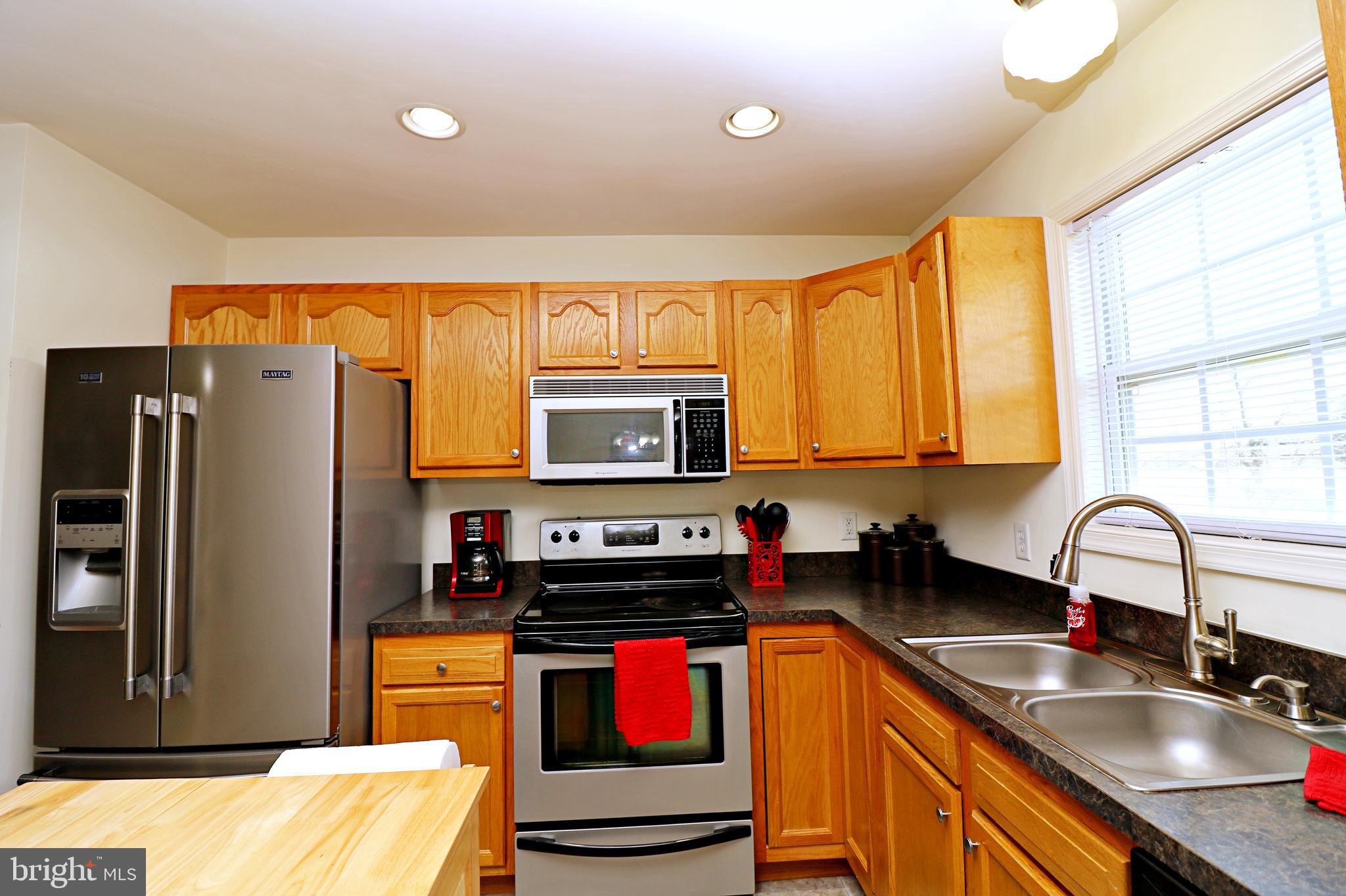 308 East 5th Avenue Ranson, WV 25438 - Photo 6 of 19 Kitchen