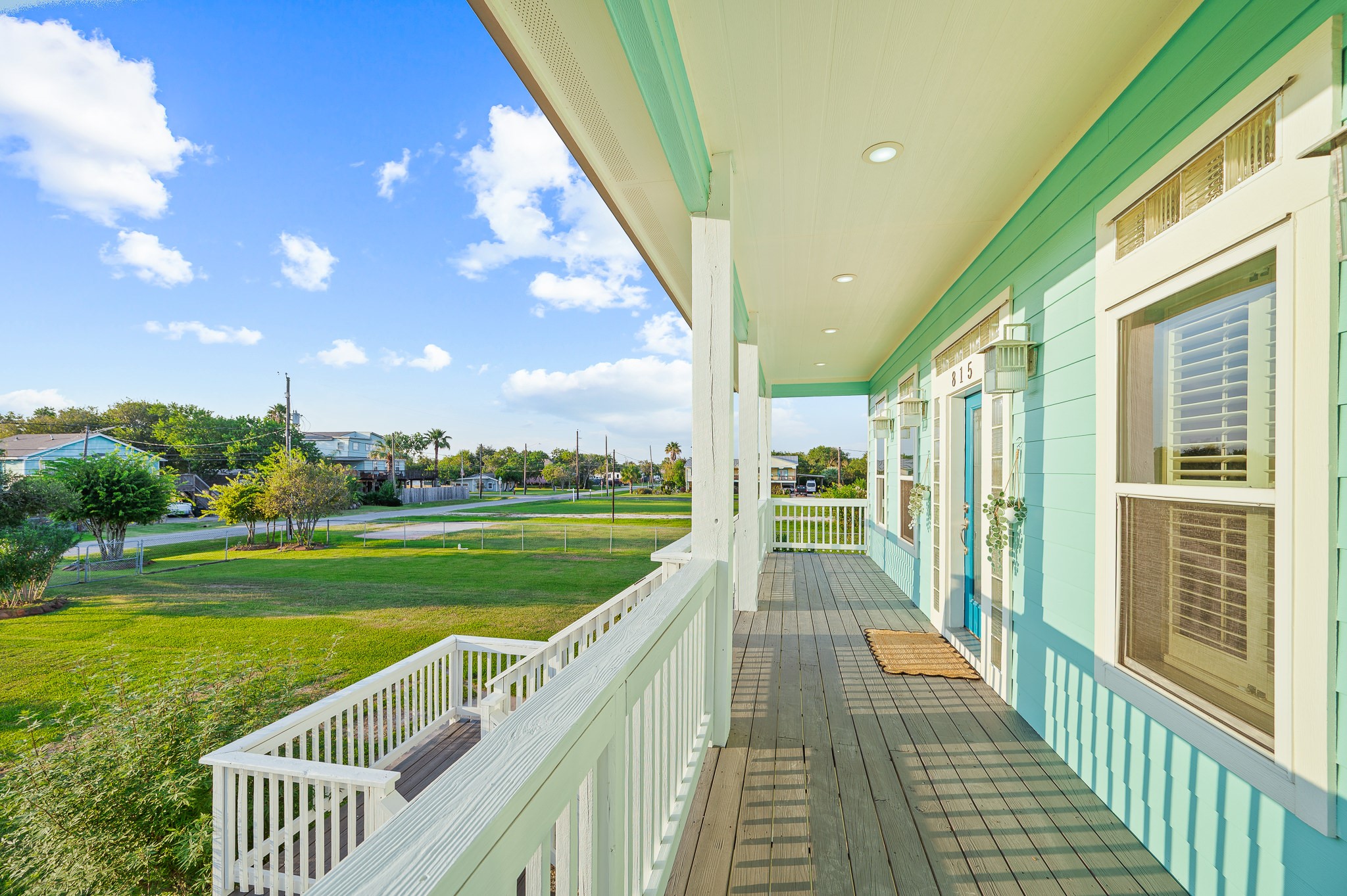 815 5th Street Dickinson, TX 77539 - Photo 44 of 49 a view of balcony with hardwood