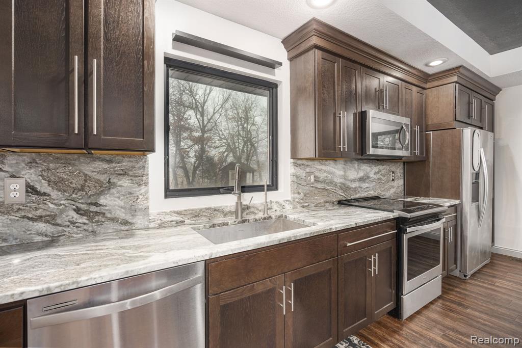 6803 Napoleon Road Jackson, MI 49201 - Photo 23 of 59