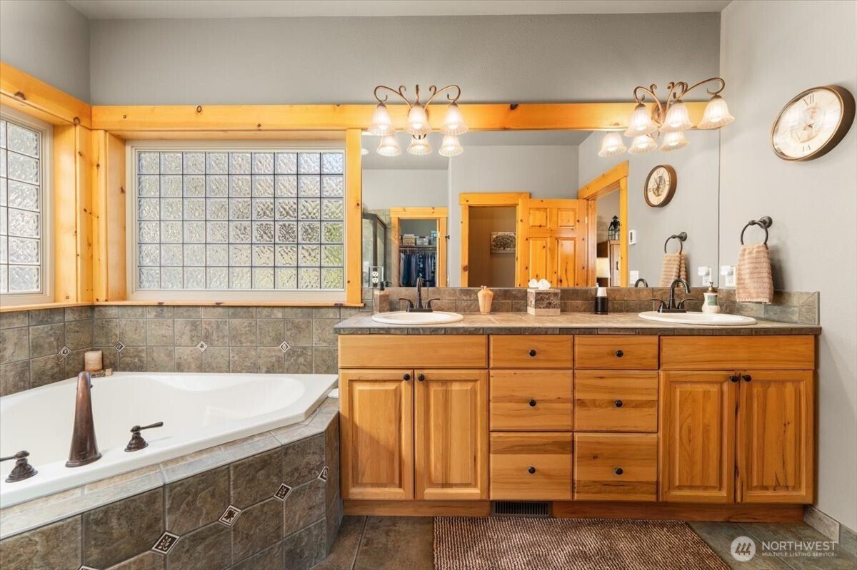 15320 Lakeview Street Entiat, WA 98822 - Photo 21 of 40