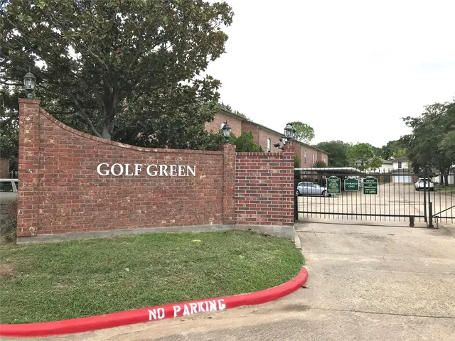 a view of outdoor space